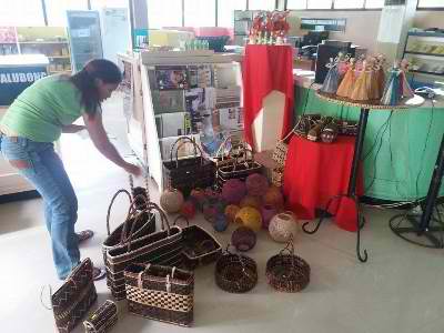 Leyte farmers benefit from abaca multi-stranded yarning machine 4