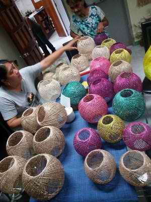 Leyte farmers benefit from abaca multi-stranded yarning machine 3