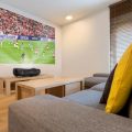 Projector vs Large screen TV – Which is Best for Home Entertainment? 5