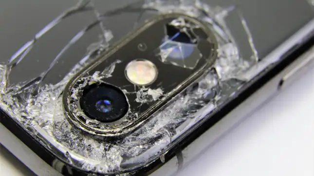 damaged iphone camera