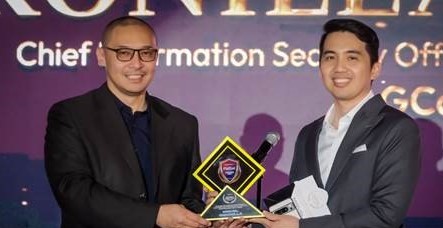 GCash chief information security officer, Miguel "Migs" Geronilla received the "Enterprise Security Leader of the Year" award