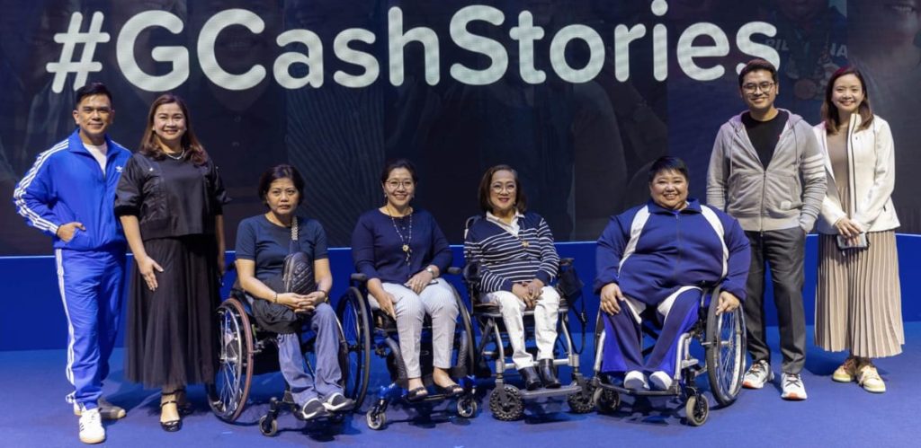 (L-R) GCash chief marketing officer Neil Trinidad, GCash chief executive officer Martha
Sazon, WOW LEAP board of director Maricel Candole, WOW LEAP corporate secretary
Irene Angiwan, WOW LEAP president Carmen Zubiaga, WOW LEAP project manager Adeline Dumapong, GCash group head for new businesses Winsley Bangit, and GCash chief strategy officer Rowie Zamora