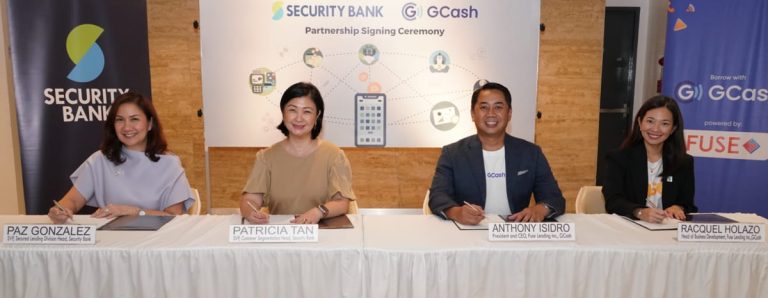 (L-R) Security Bank SVP secured lending division head Paz Gonzales, SVP customer segmentation head Patricia Tan, Fuse Lending president and CEO Tony Isidro and head of business development Racquel Holazo.