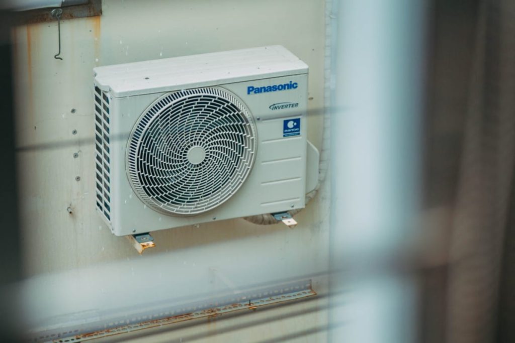 How to Choose the Best AC Repair Service for Your Residence 1