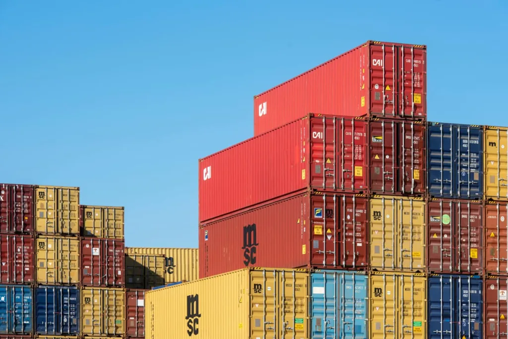 The Fragility of the Global Grid: Navigating Modern Supply Chains 3 Supply Chains